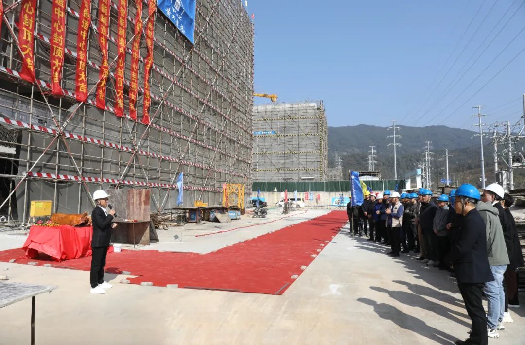 1735781995155458.jpg 2.jpg